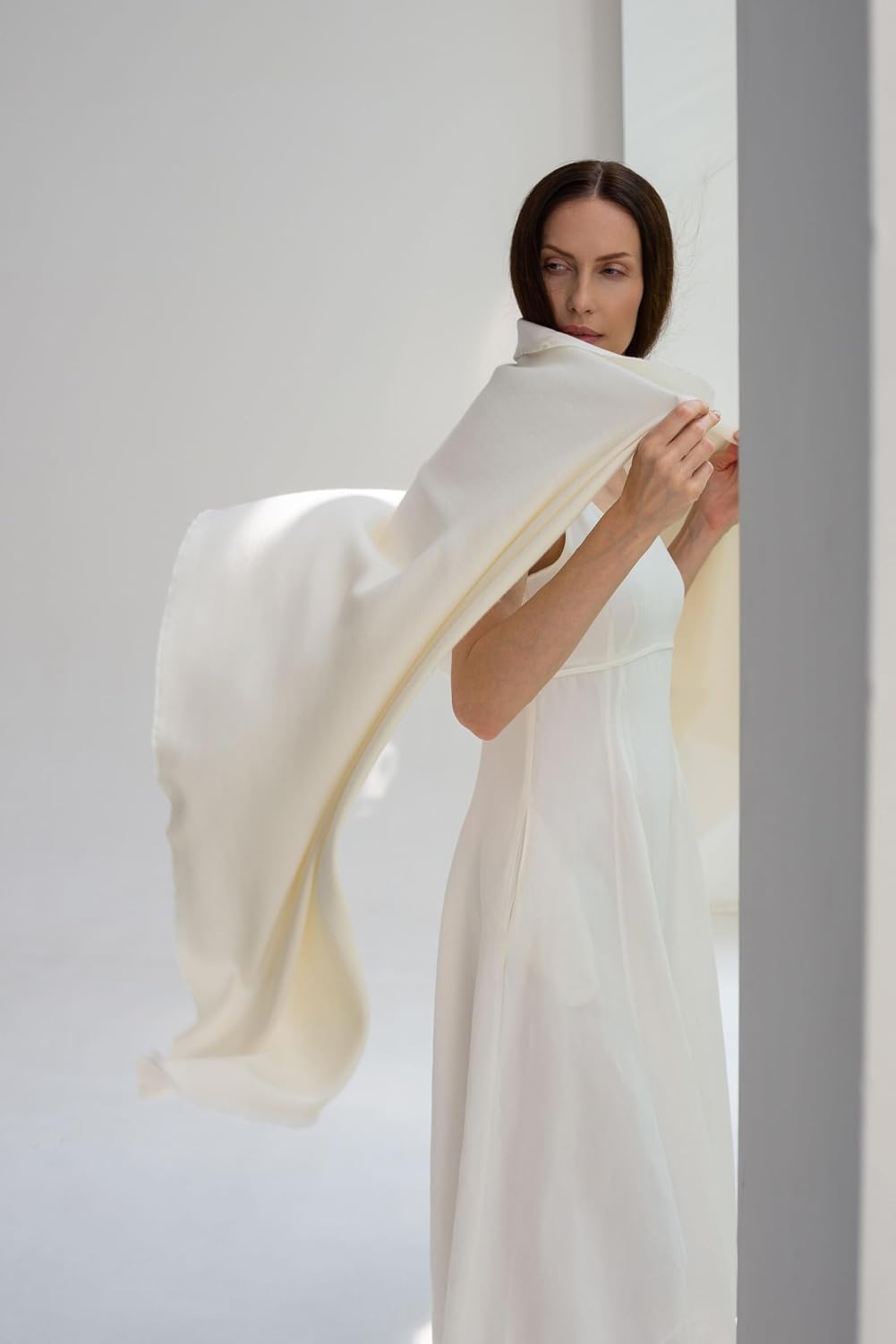 Italian Broad 70% Cashmere and 30% Silk Scarf Shawl Wrap Stole of Premium Quality Super Soft Made in Italy for Woman
