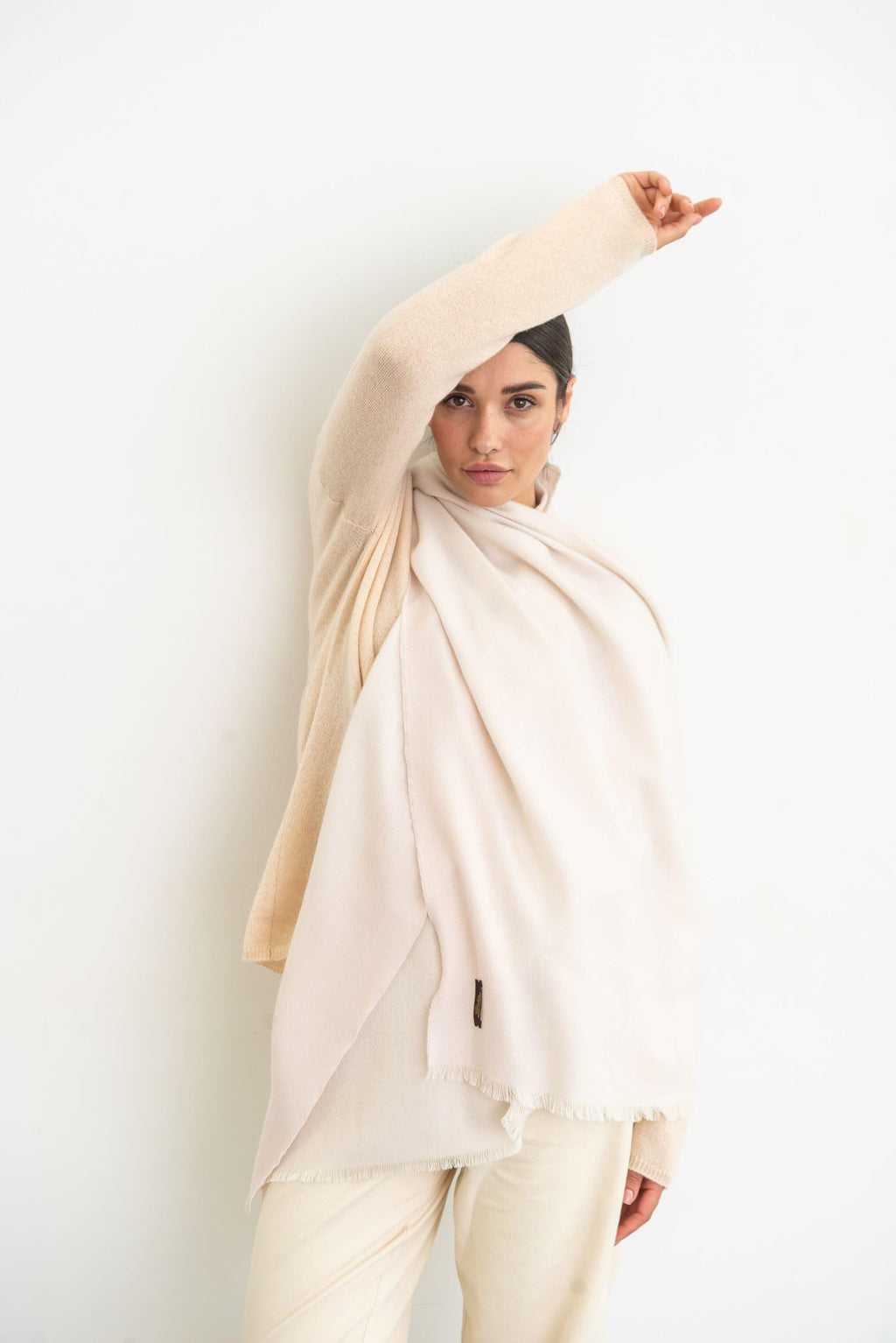 Italian Broad 70% Cashmere and 30% Silk Scarf Shawl Wrap Stole of Premium Quality Super Soft Made in Italy for Woman