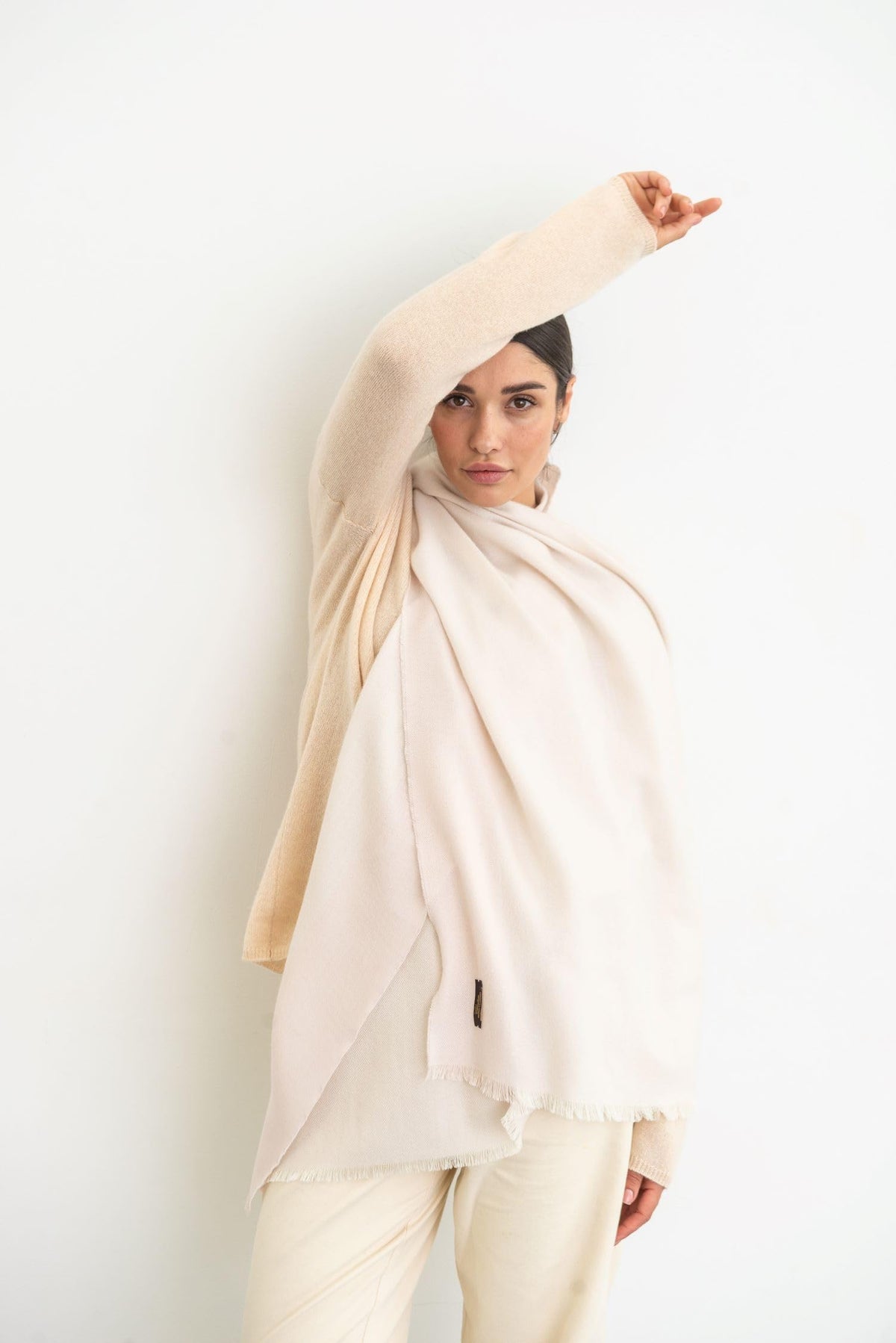 Italian Broad 70% Cashmere and 30% Silk Scarf Shawl Wrap Stole of Premium Quality Super Soft Made in Italy for Woman
