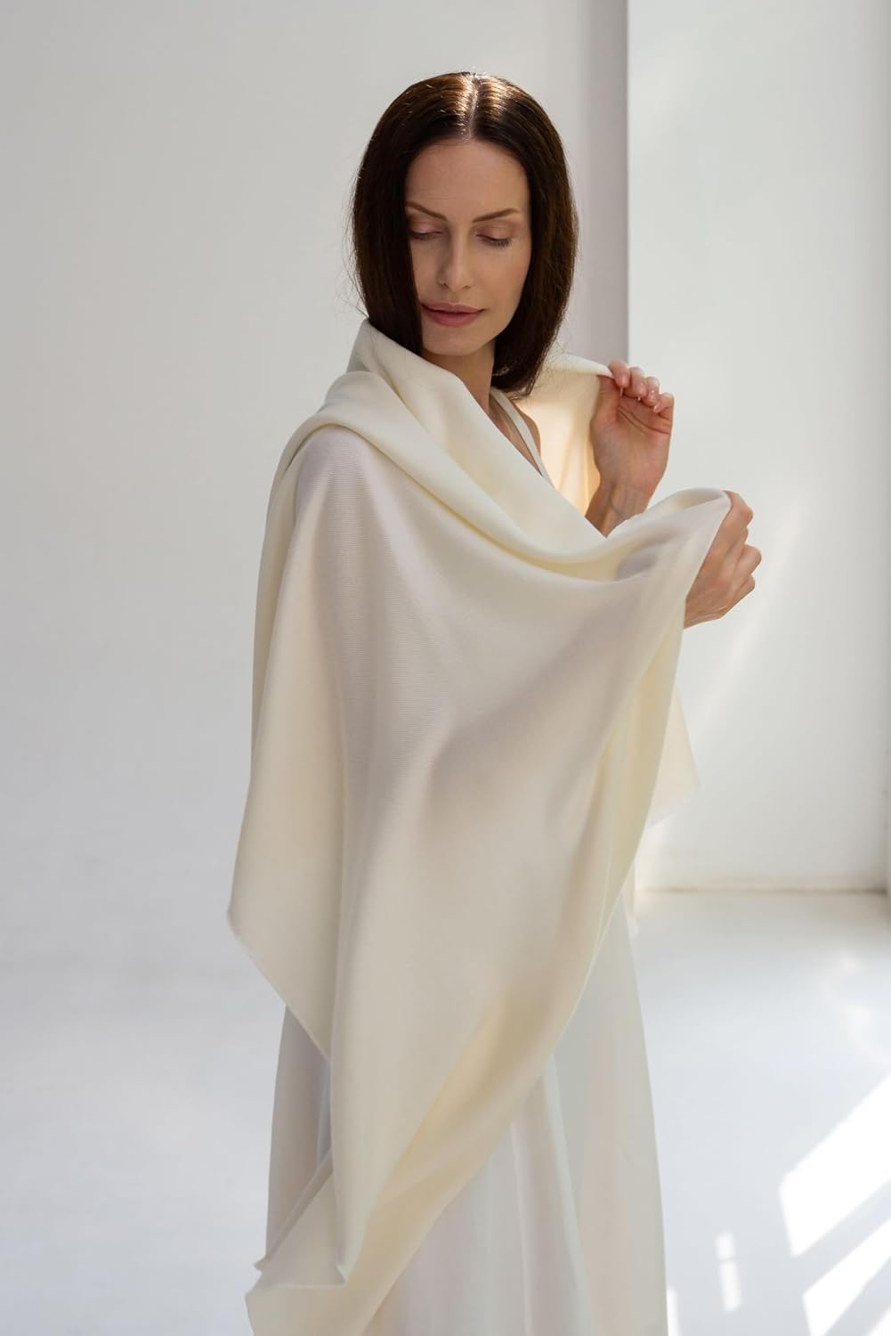 Italian Broad 70% Cashmere and 30% Silk Scarf Shawl Wrap Stole of Premium Quality Super Soft Made in Italy for Woman