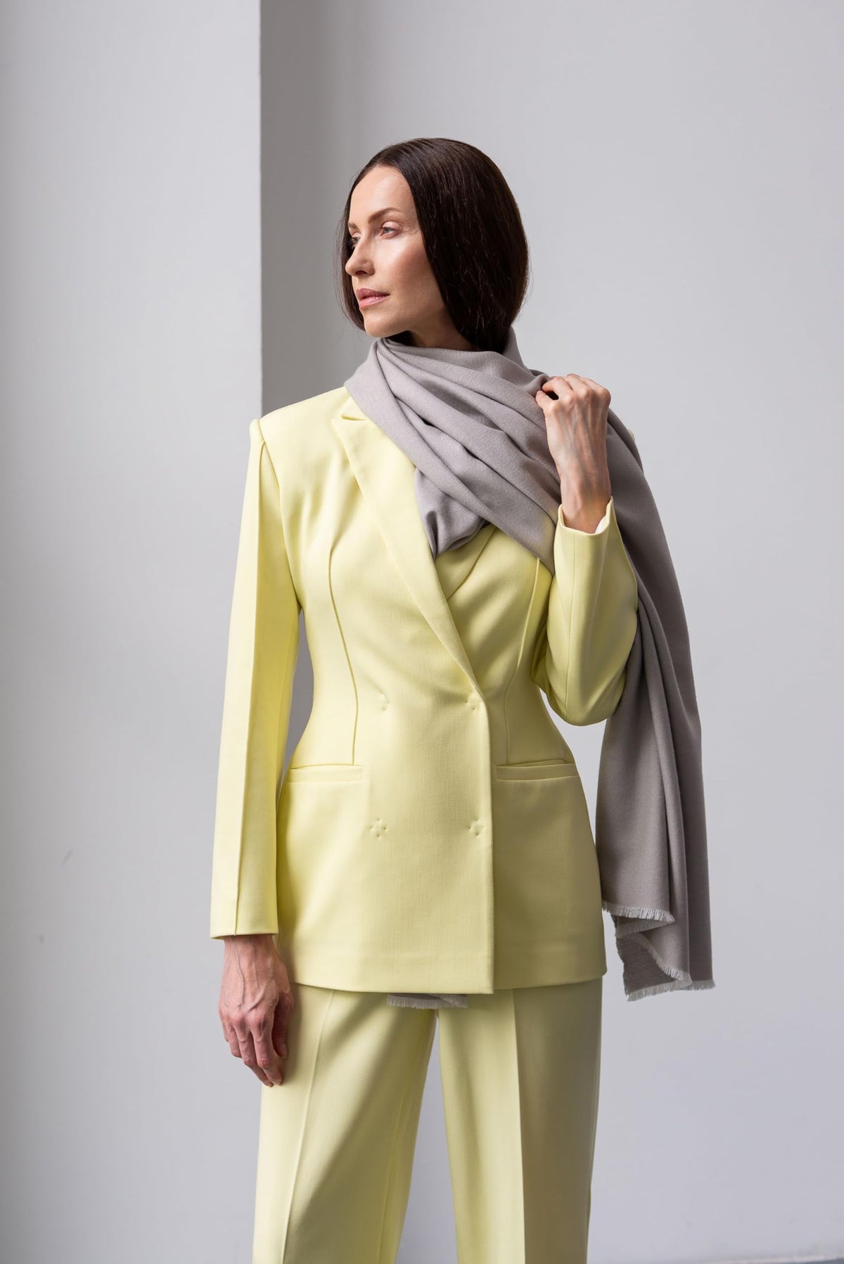 Italian Broad 70% Cashmere and 30% Silk Scarf Shawl Wrap Stole of Premium Quality Super Soft Made in Italy for Woman