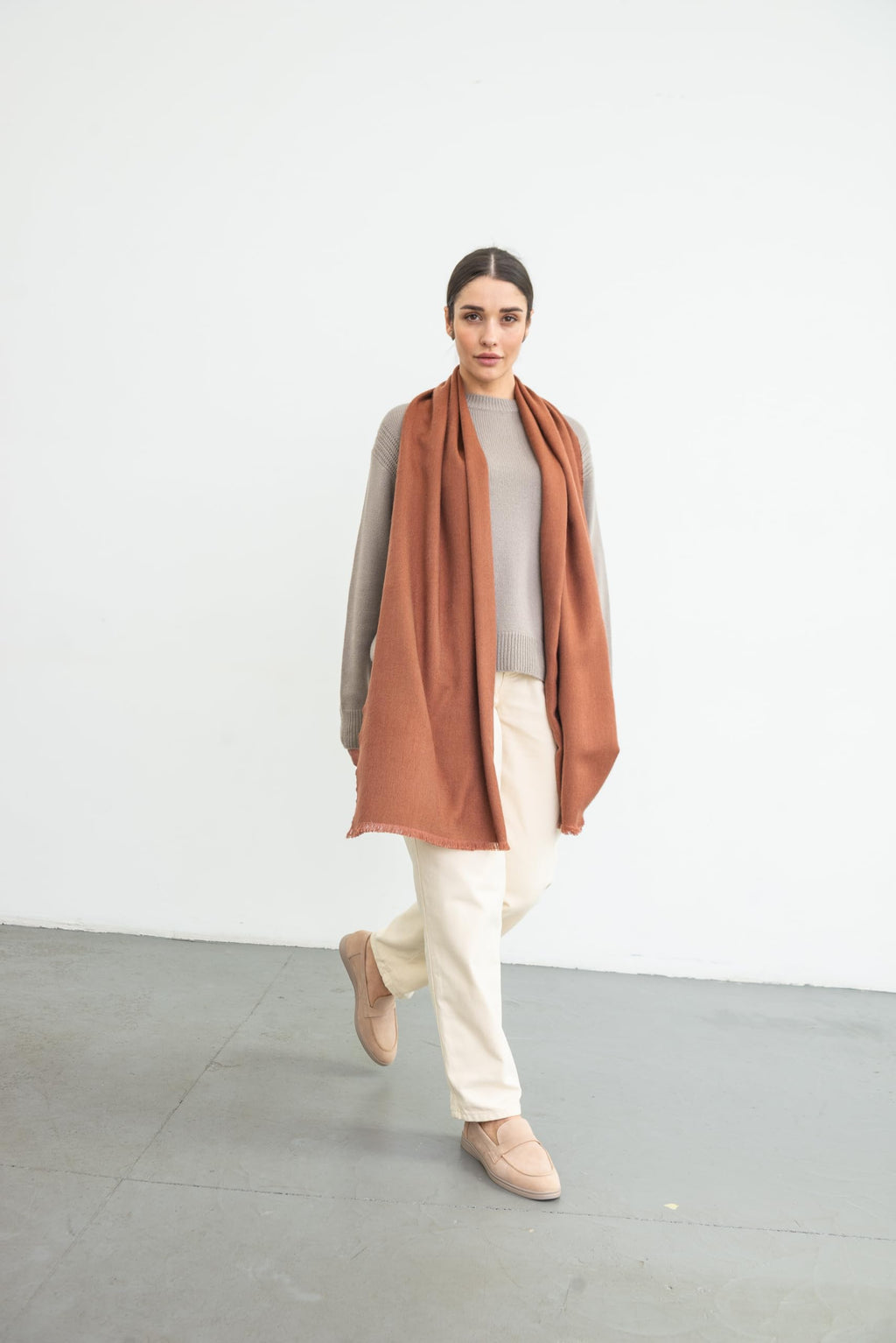 Italian Broad 70% Cashmere and 30% Silk Scarf Shawl Wrap Stole of Premium Quality Super Soft Made in Italy for Woman