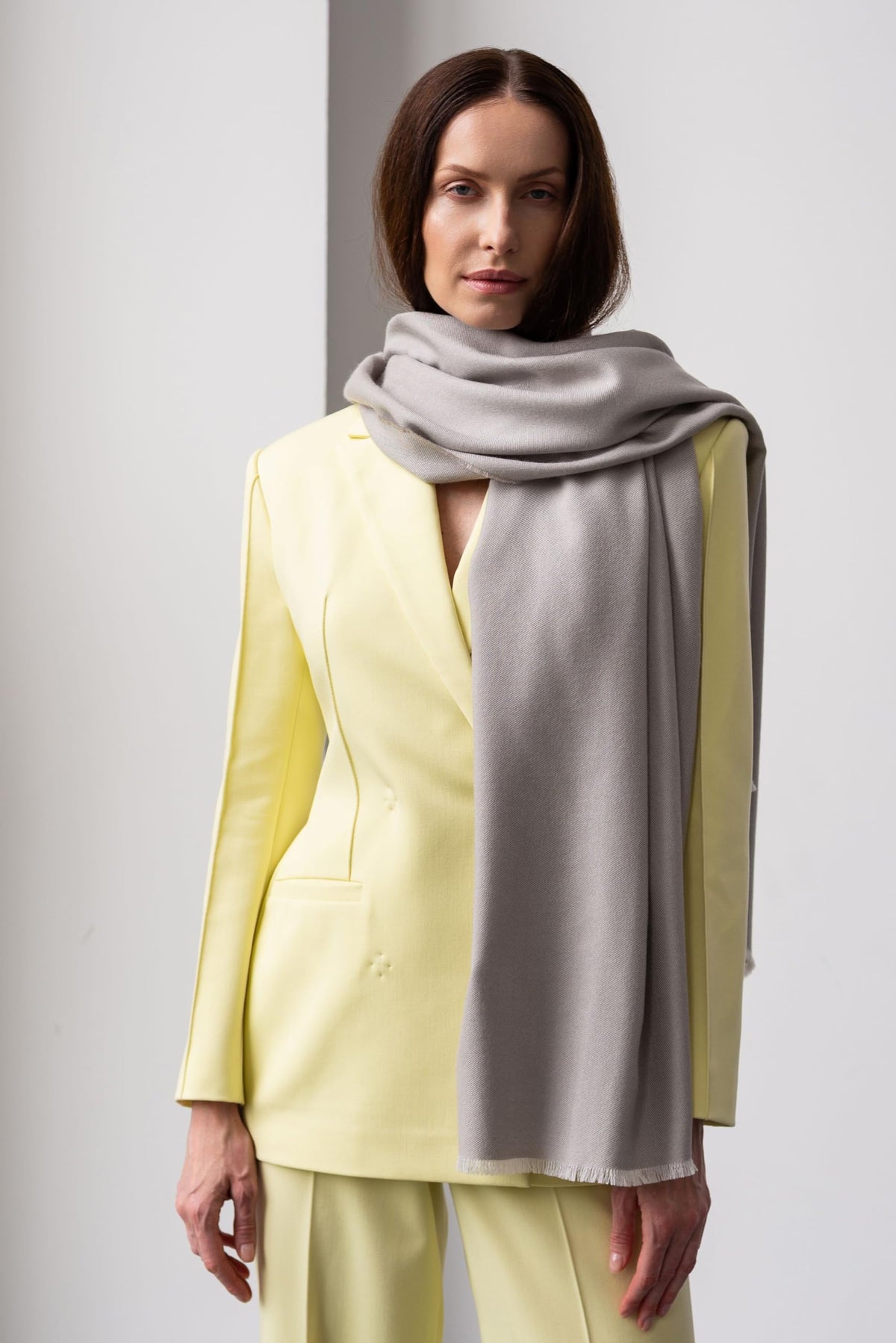 Italian Broad 70% Cashmere and 30% Silk Scarf Shawl Wrap Stole of Premium Quality Super Soft Made in Italy for Woman