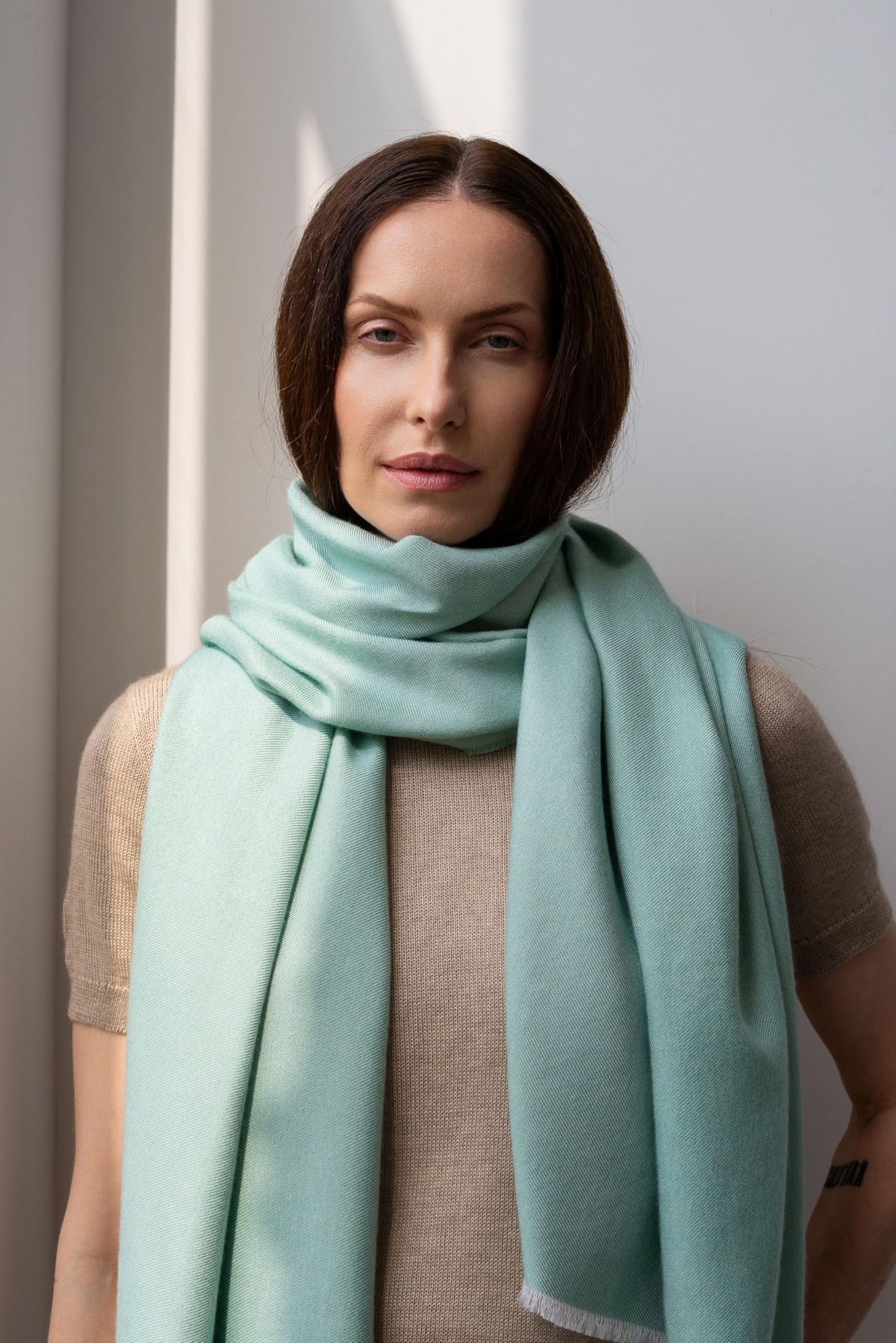 Italian Broad 70% Cashmere and 30% Silk Scarf Shawl Wrap Stole of Premium Quality Super Soft Made in Italy for Woman