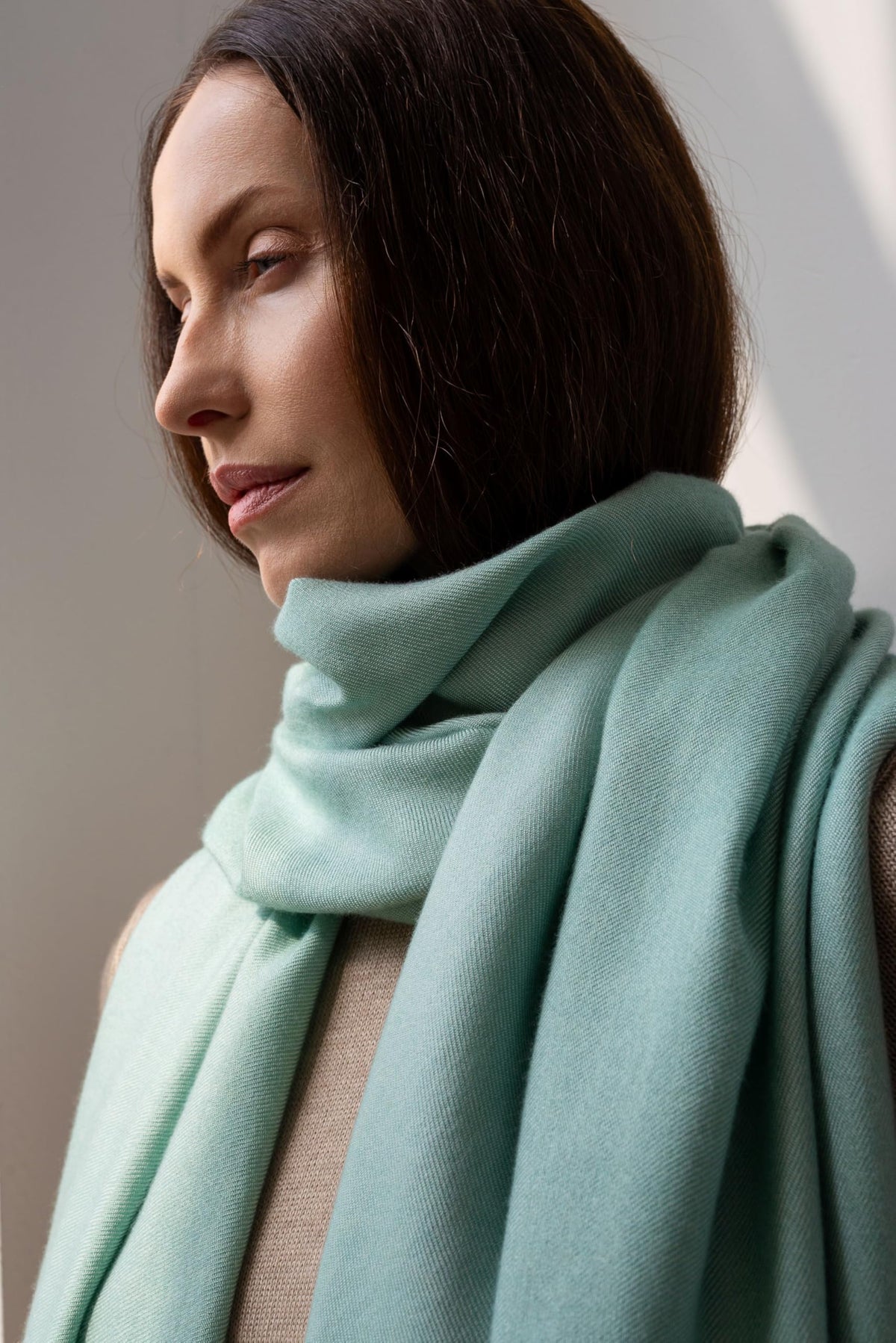 Italian Broad 70% Cashmere and 30% Silk Scarf Shawl Wrap Stole of Premium Quality Super Soft Made in Italy for Woman