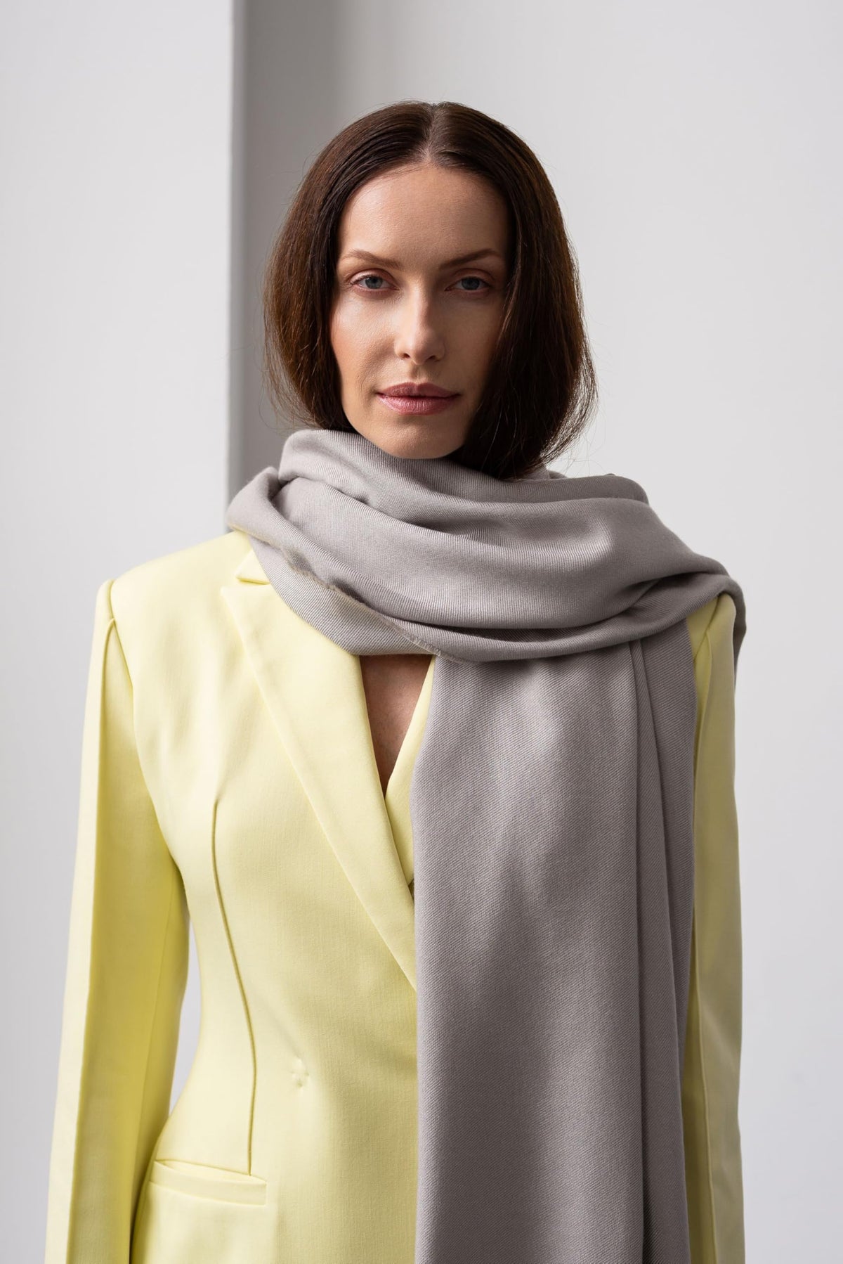 Italian Broad 70% Cashmere and 30% Silk Scarf Shawl Wrap Stole of Premium Quality Super Soft Made in Italy for Woman