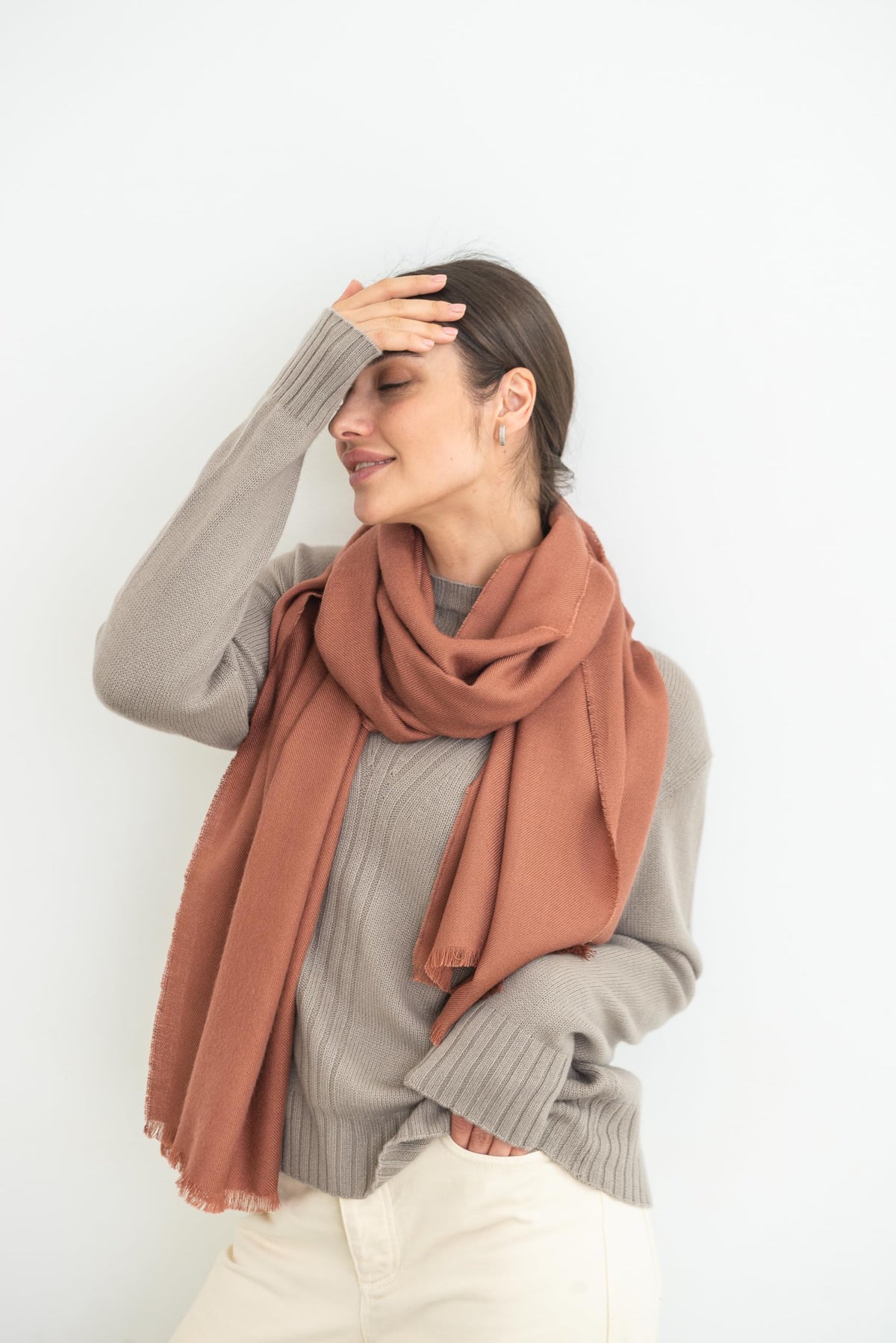 Italian Broad 70% Cashmere and 30% Silk Scarf Shawl Wrap Stole of Premium Quality Super Soft Made in Italy for Woman