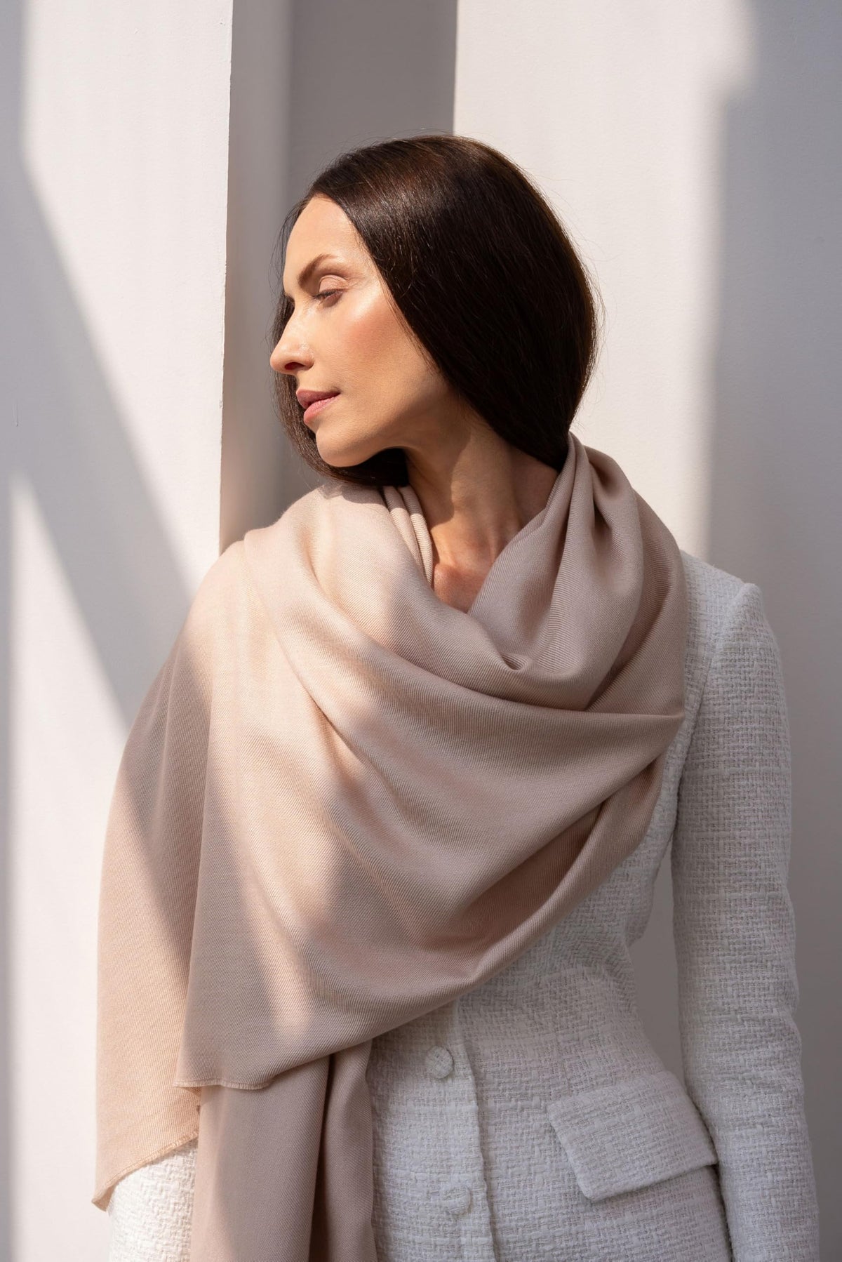 Italian Broad 70% Cashmere and 30% Silk Scarf Shawl Wrap Stole of Premium Quality Super Soft Made in Italy for Woman